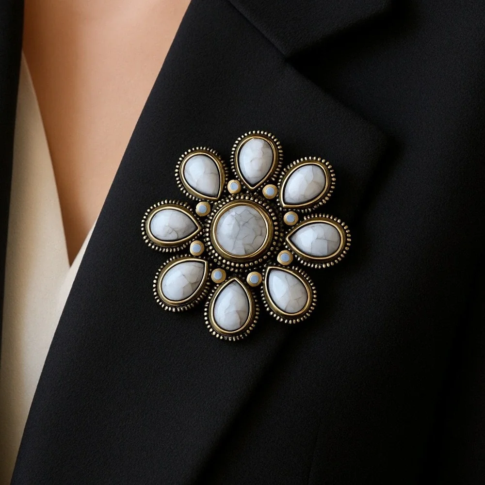 Premier Designs eye catching